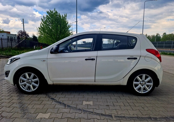 Hyundai i20 cena 19700 przebieg: 186000, rok produkcji 2012 z Kielce małe 67